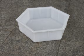 公路護(hù)坡塑料模具有哪些種類？